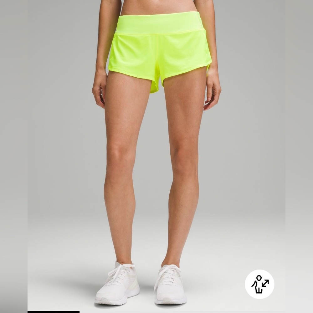 NWOT Speed Up Low-Rise Lined Short 2.5"